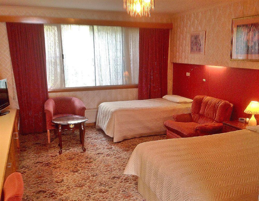 Motel Mayfair On Cavell Хобарт Экстерьер фото